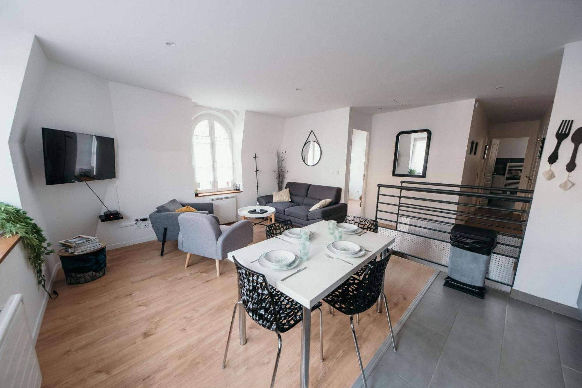 Appartement De Thomas Charleville-Mézières Exterior foto